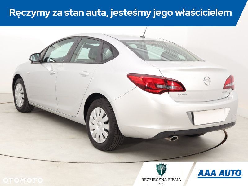 Opel Astra - 6