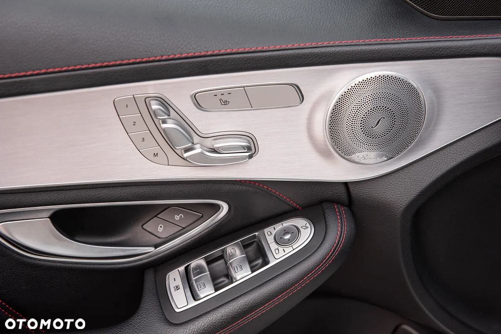 Mercedes-Benz Klasa C AMG 43 4Matic AMG TCT 9G - 16