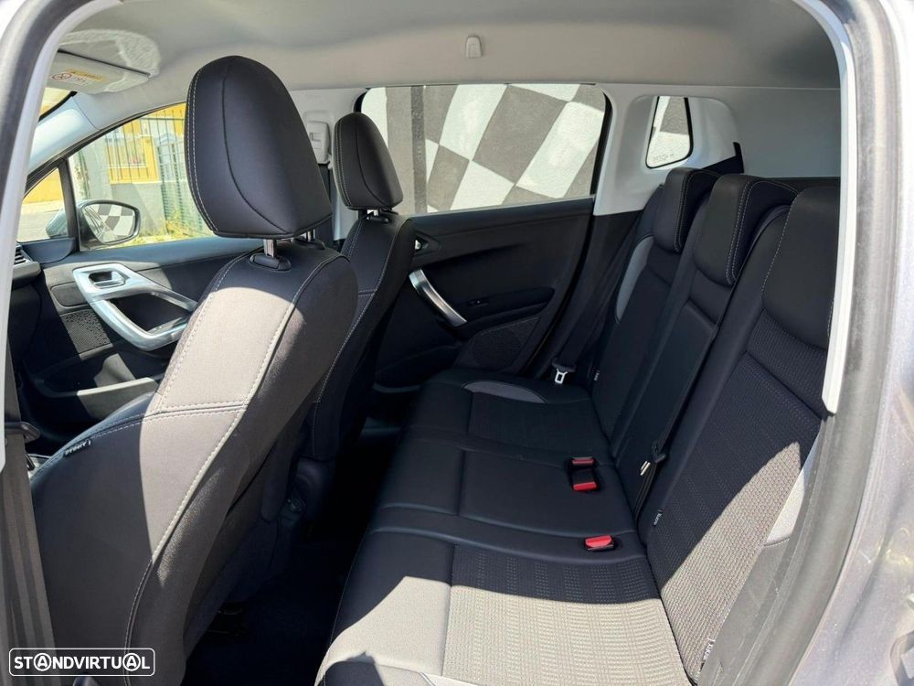 Peugeot 2008 1.2 PureTech Allure EAT6 - 6