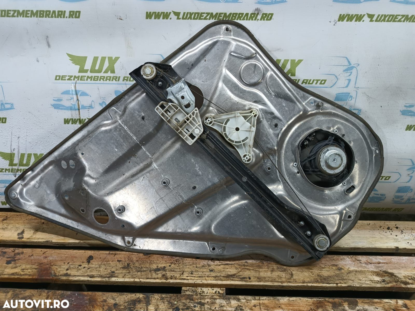 Macara geam dreapta spate 981695-104 Mercedes-Benz E-Class W212  [din - 2