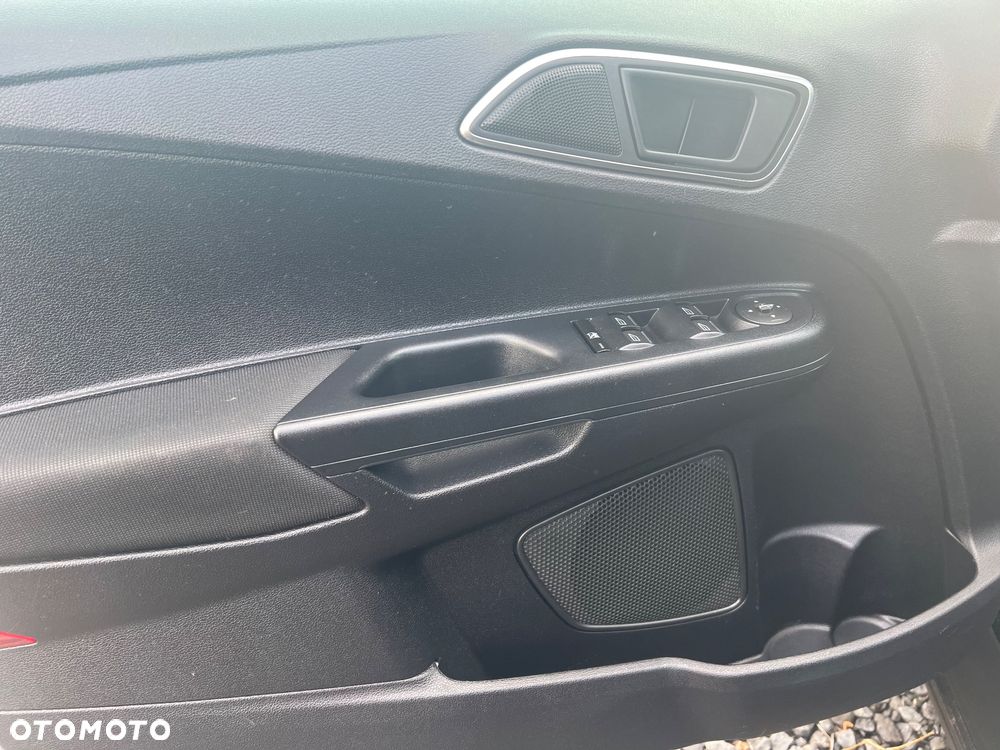 Ford B-MAX - 18