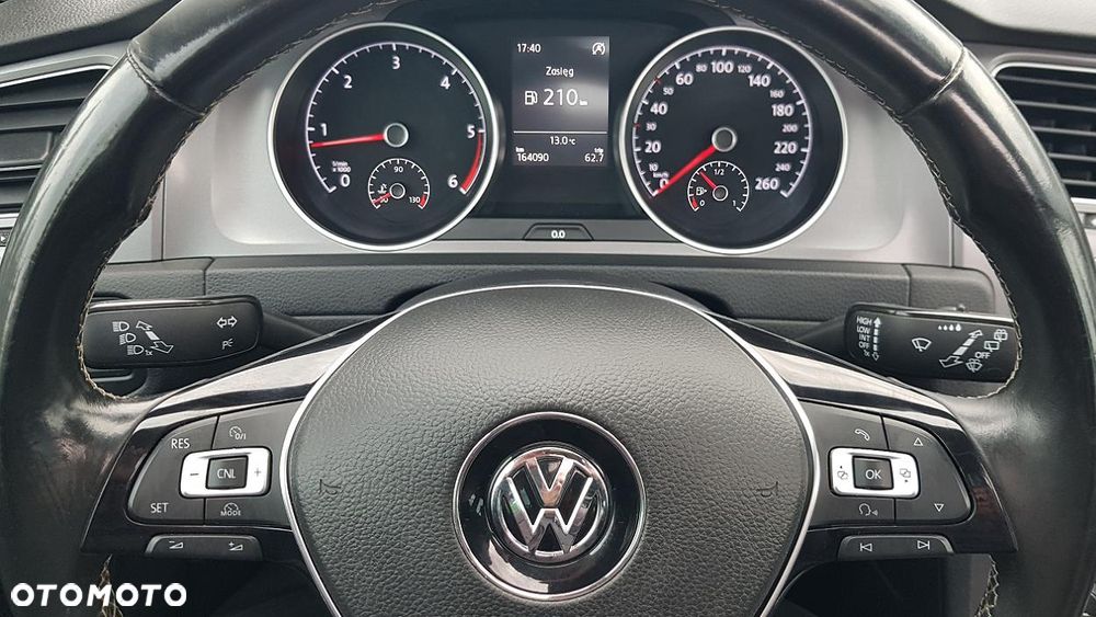 Volkswagen Golf Variant 2.0 TDI BlueMotion Technology Lounge - 32