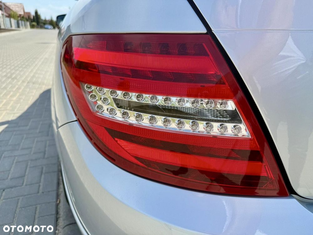 Mercedes-Benz Klasa C 200 Kompressor Elegance - 15