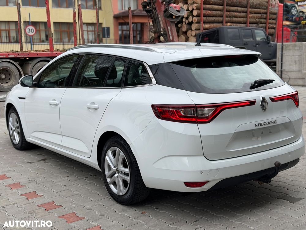 Renault Megane 2020 photo 5