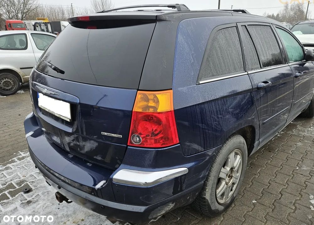 Chrysler Pacifica - 4