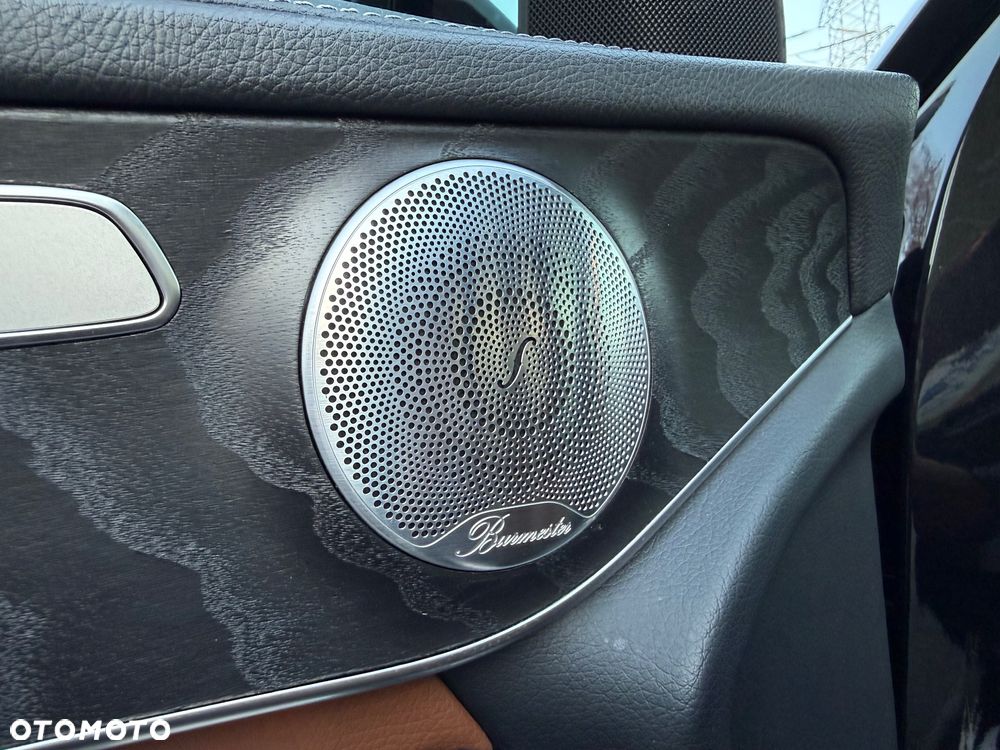 Mercedes-Benz GLC AMG 43 4Matic 9G-TRONIC - 21