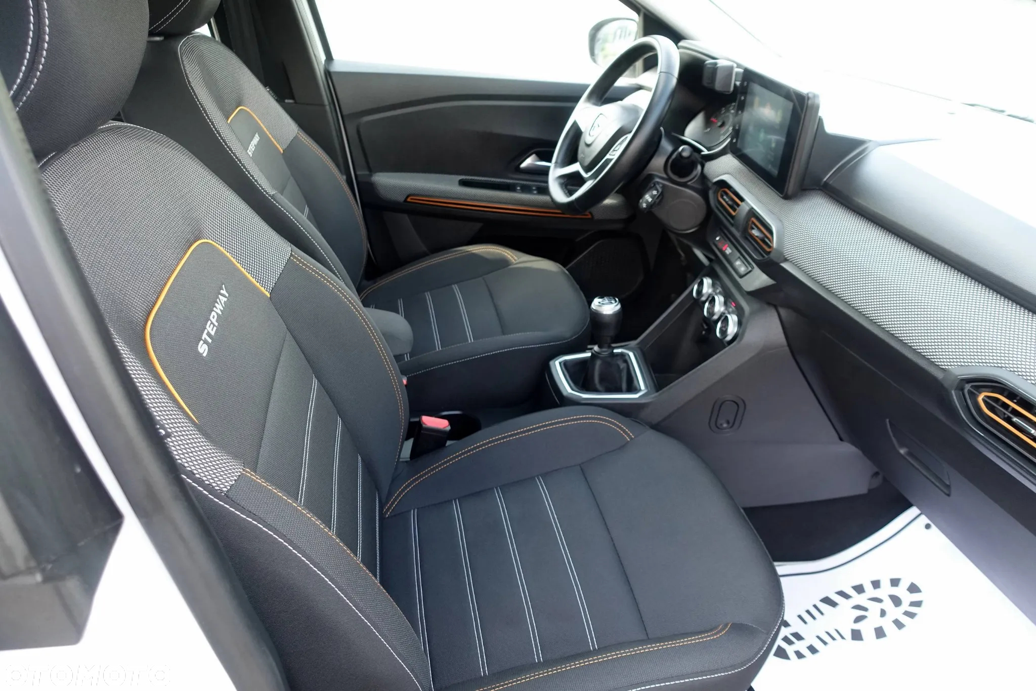 Dacia Sandero Stepway TCe 90 Expression - 12