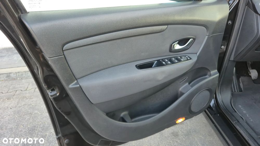 Renault Grand Scenic 1.5 dCi Dynamique - 24