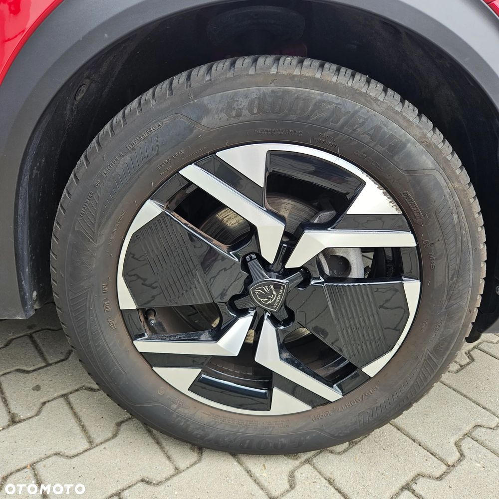Peugeot 2008 PureTech 100 Allure S&S BVM6 - 14