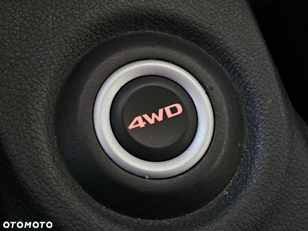 Mitsubishi Outlander - 31