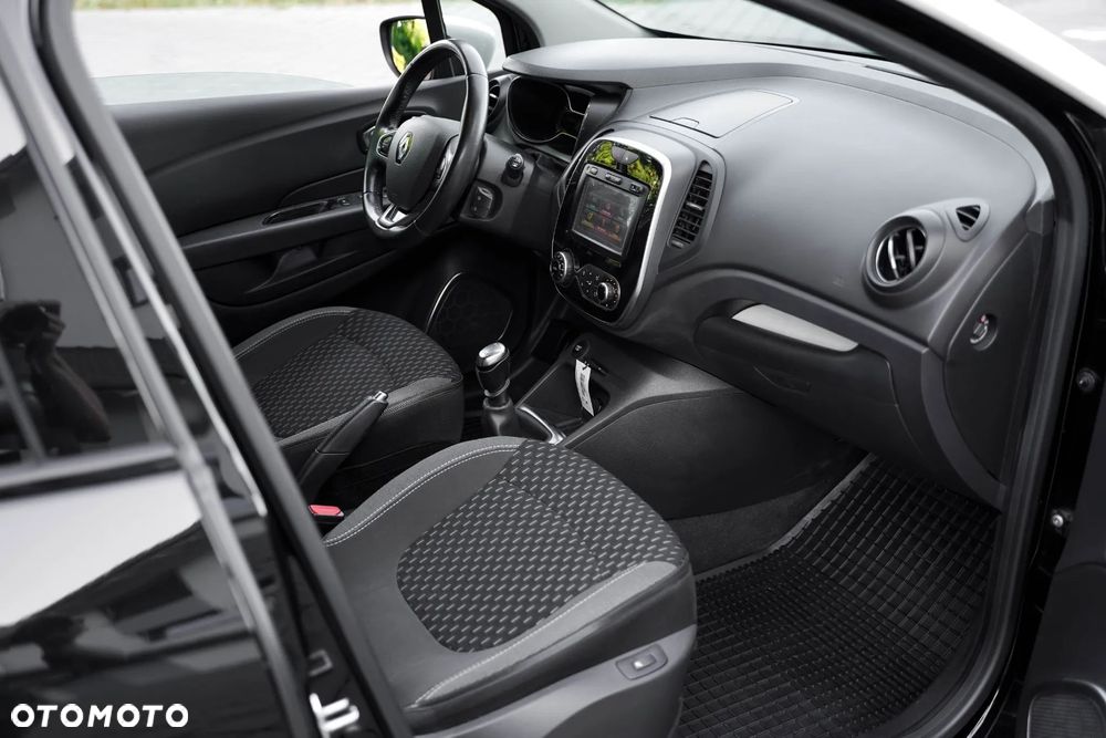 Renault Captur - 23