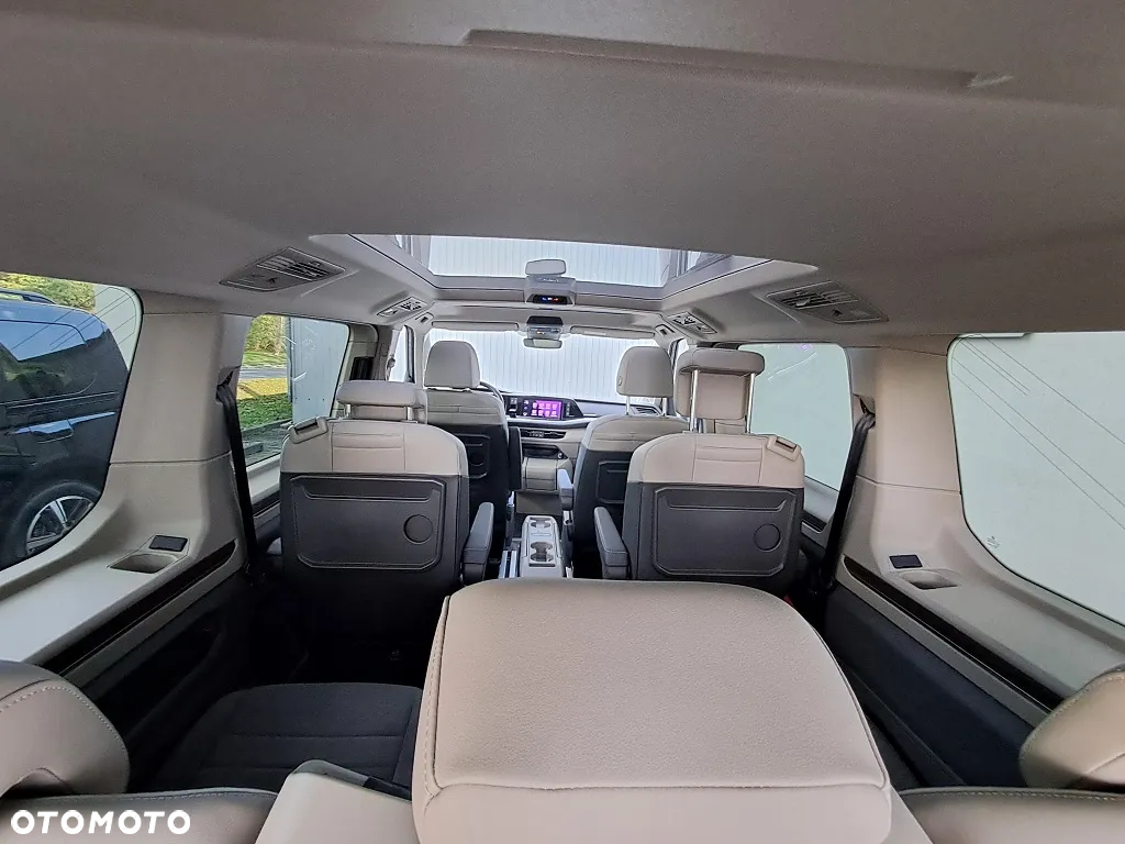 Volkswagen Multivan - 18