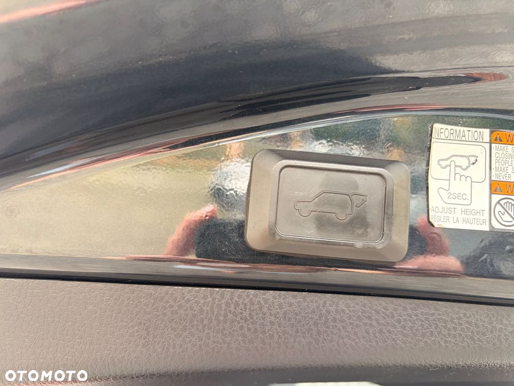Toyota RAV4 - 24