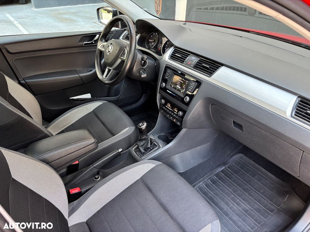 Skoda RAPID 1.2 TSI Active - 19