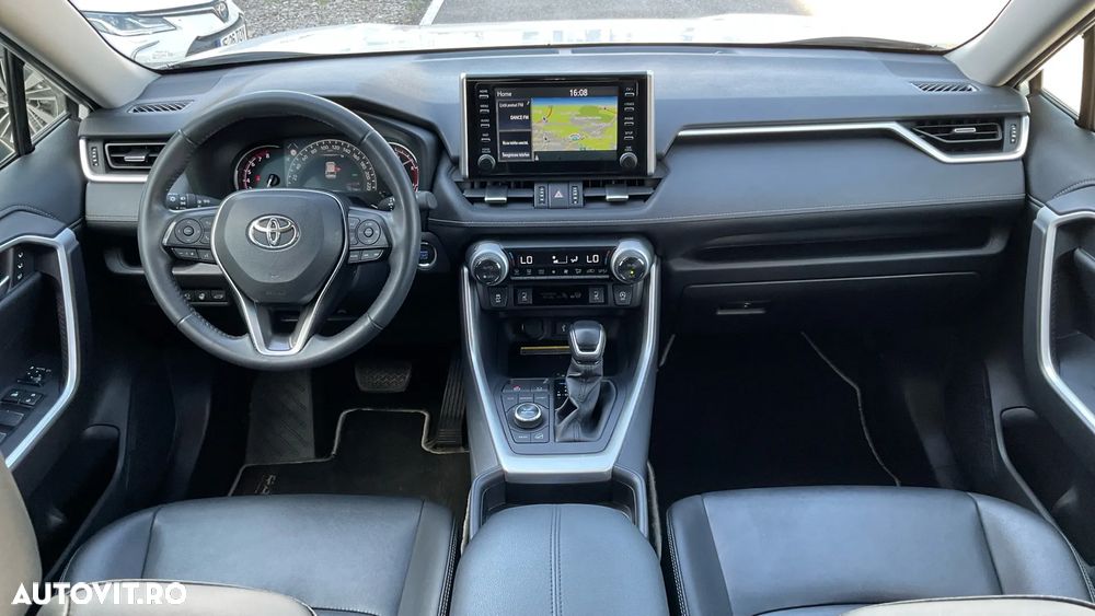 Toyota RAV4 2.0P CVT AWD Luxury - 9