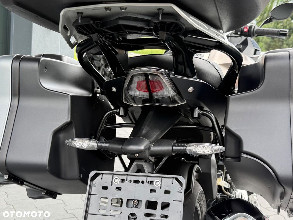 BMW RS - 11