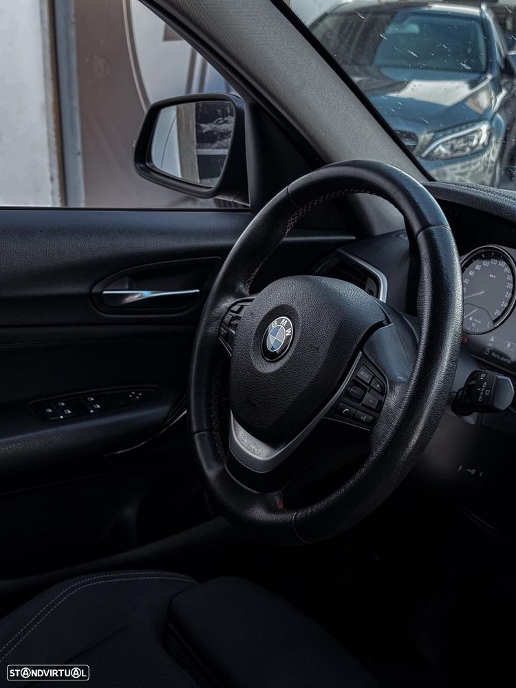 BMW 116 d Corporate Edition — fotografia 8