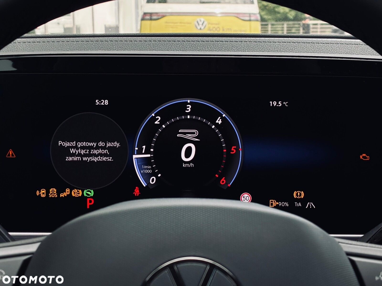 Volkswagen Passat - 16