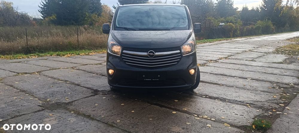 Opel Vivaro Trafic nv300 klimatyzacja L1H1 2014 r Vito master tempomat ładny - 3