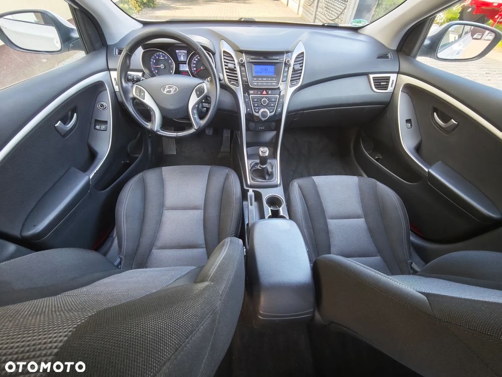 Hyundai i30 1.4 Fifa World Cup Edition - 24
