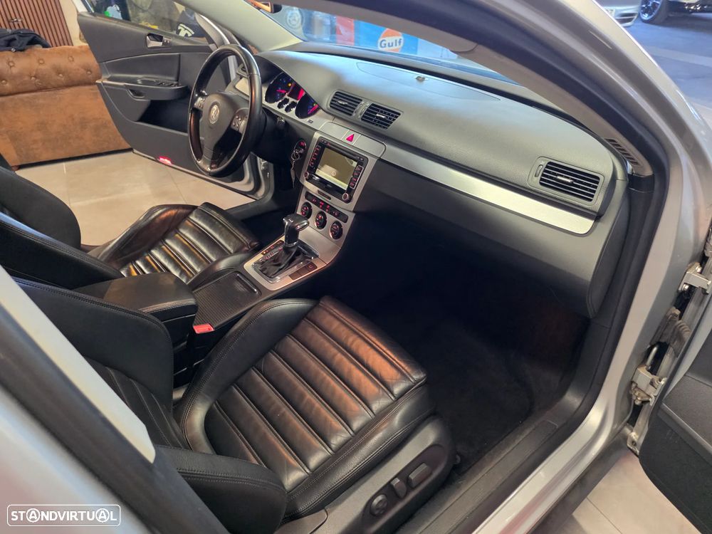 VW Passat Variant 2.0 TDi Highline DSG - 3
