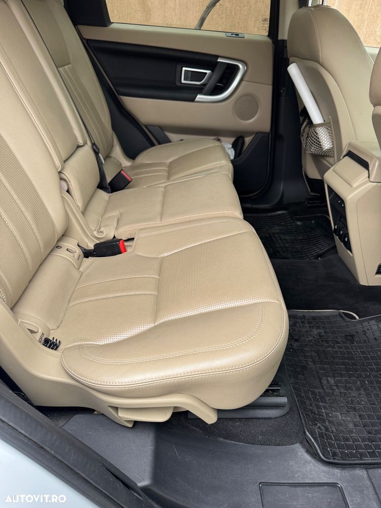 Land Rover Discovery Sport - 20