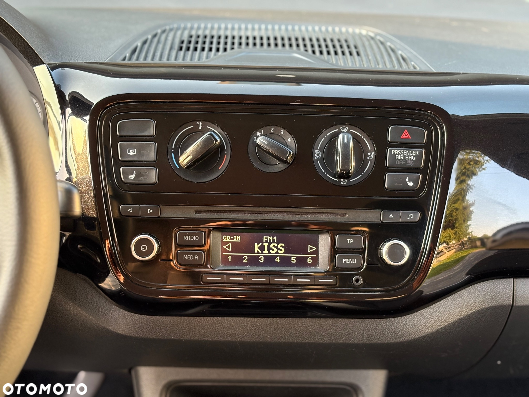 Volkswagen up! 1.0 move - 8