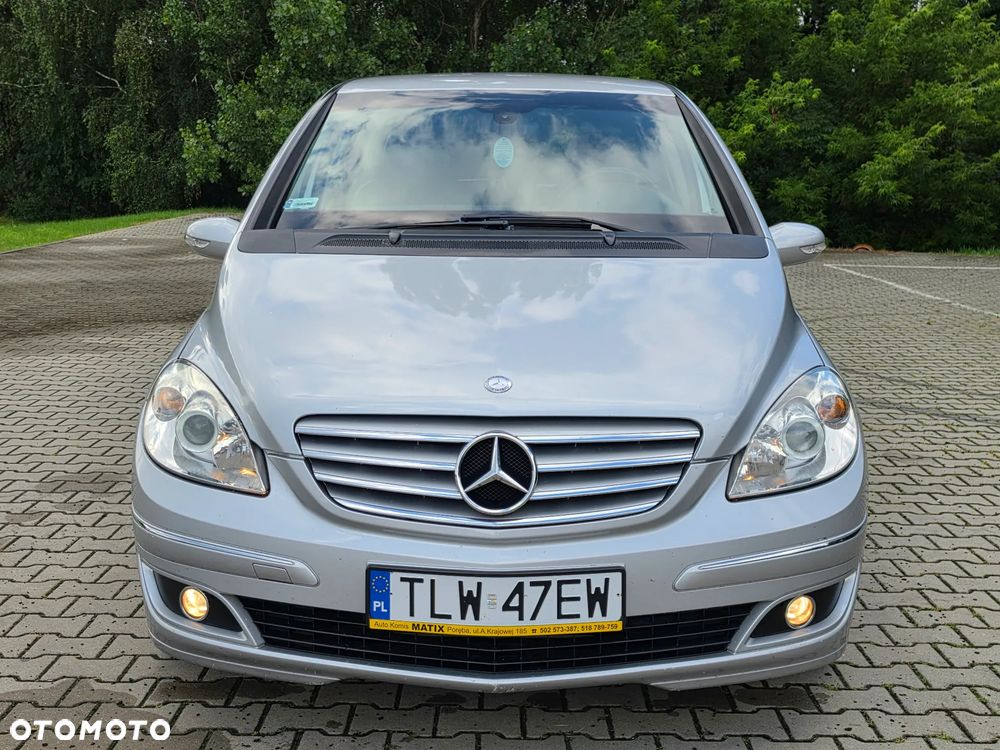 Mercedes-Benz Klasa B 180 CDI Special Edition - 24