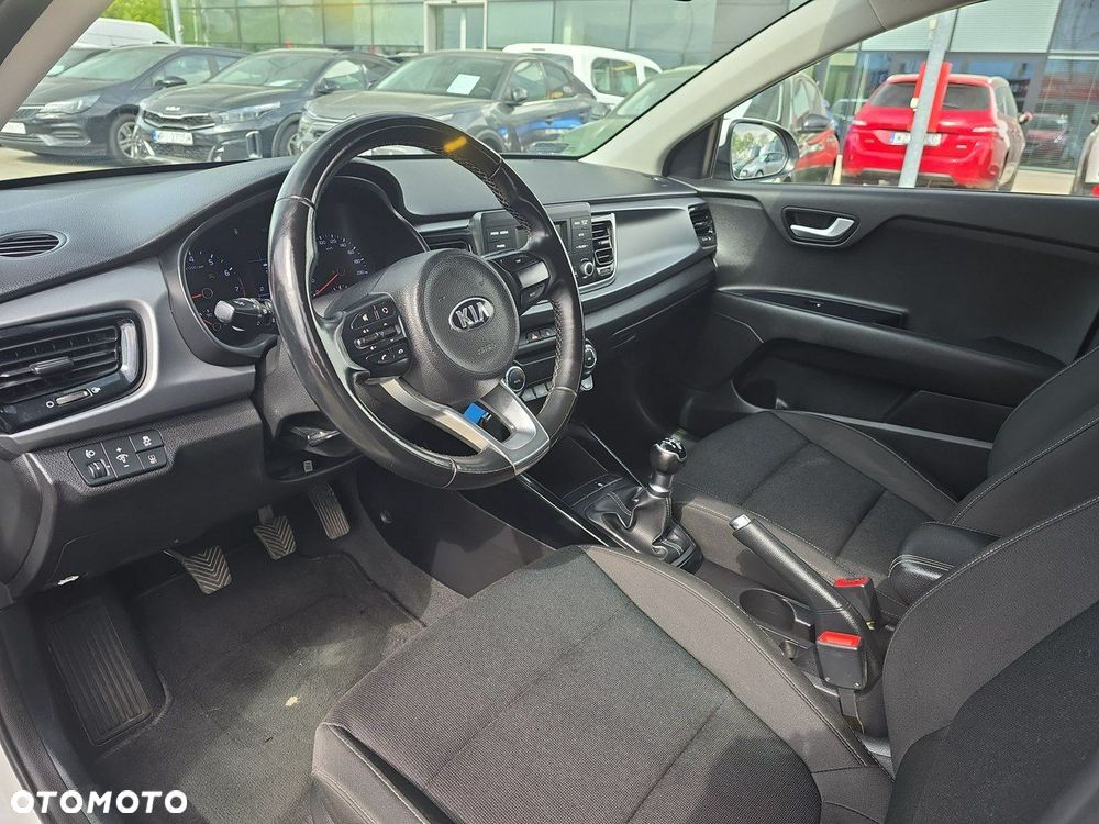 Kia Rio - 9