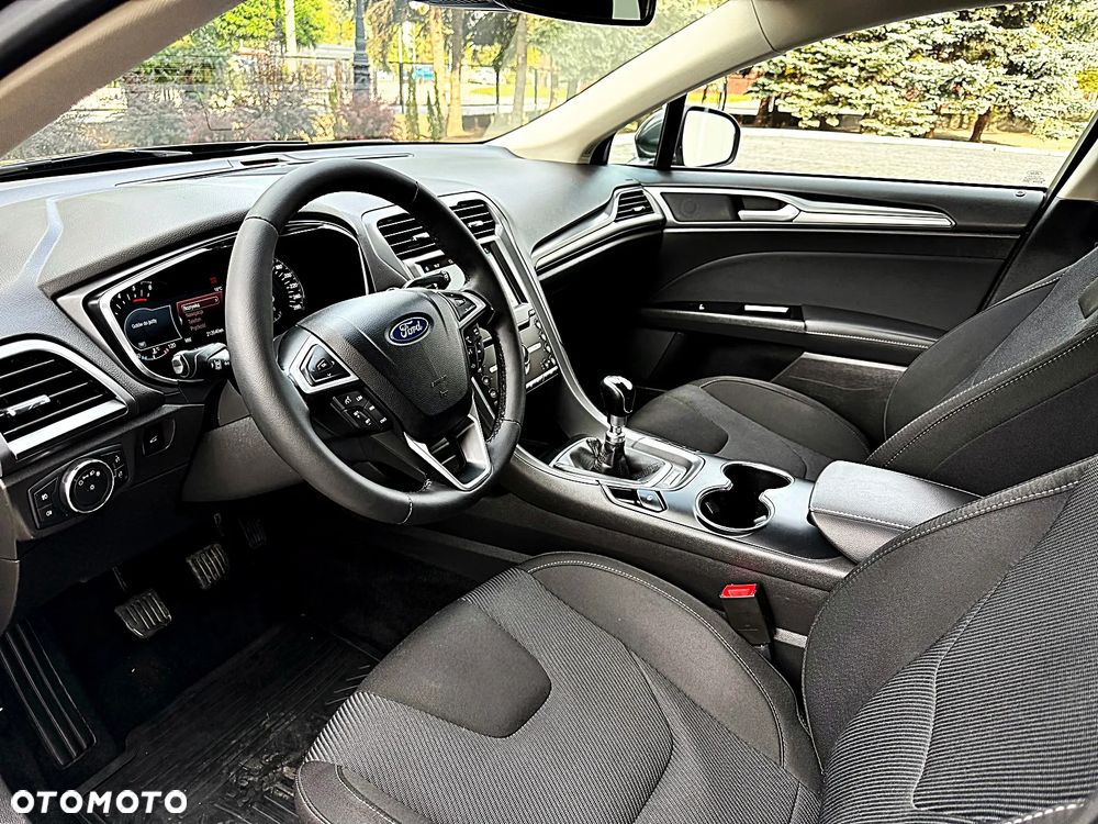 Ford Mondeo 2.0 TDCi STart-Stopp Titanium - 19