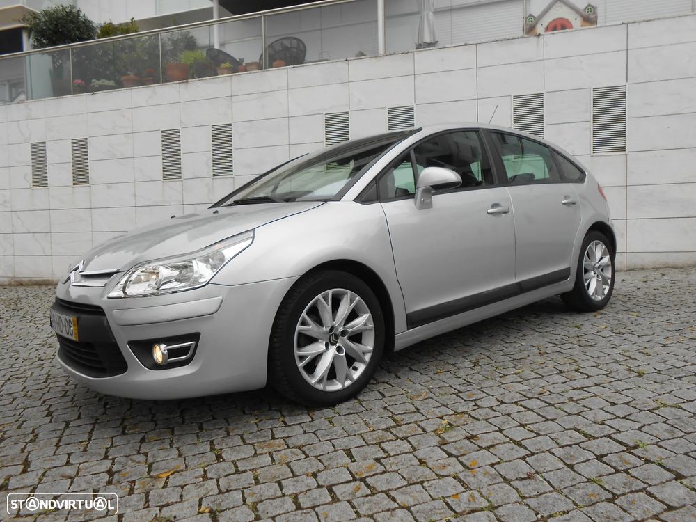 Citroën C4 1.6 HDi 110 Exclusive - 2