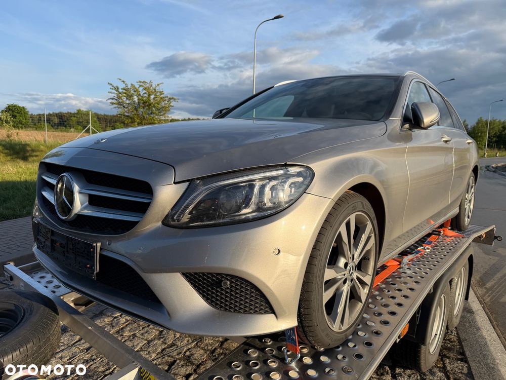 Mercedes-Benz Klasa C 220 d 4Matic 9G-TRONIC Night Edition - 27