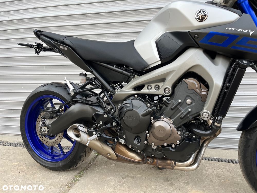 Yamaha MT - 19
