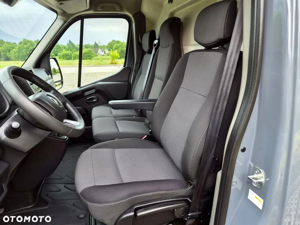 Renault Master - 32