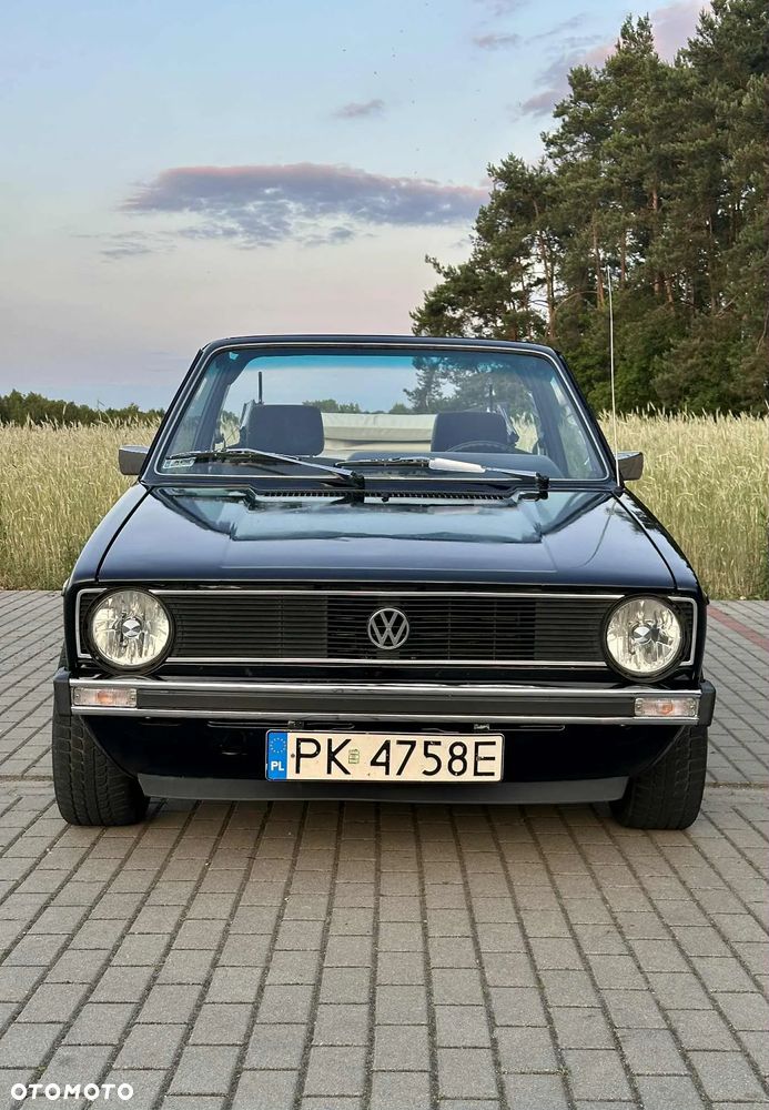Volkswagen Golf 1.8 GL - 19