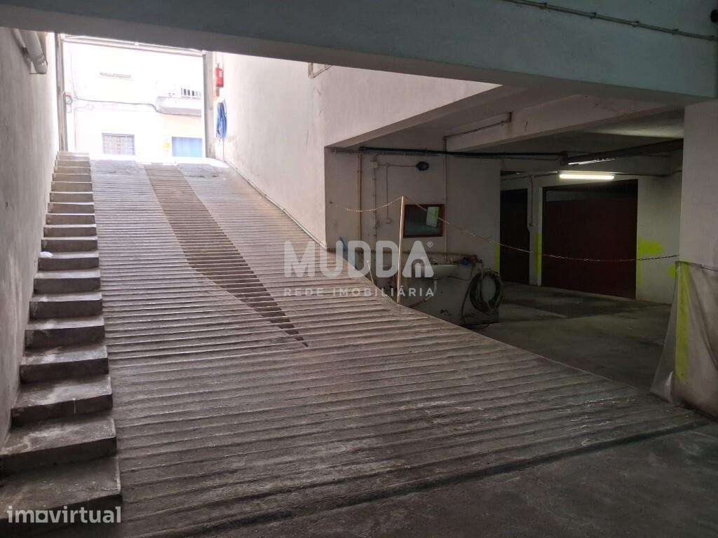 Garagem Box 16m2 no centro de Caldas da Rainha | Excelente investiment - Grande imagem: 5/7