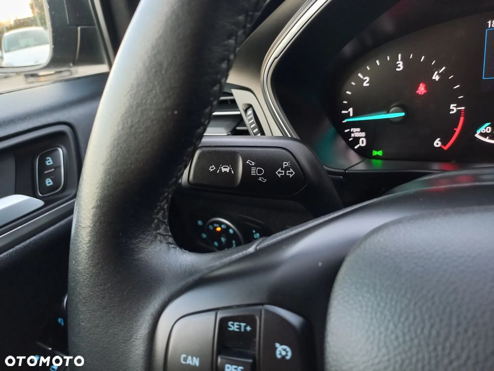 Ford Focus 1.5 EcoBlue STart-Stopp-System TITANIUM - 27