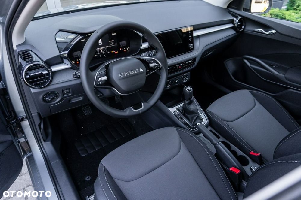 Skoda Fabia - 12