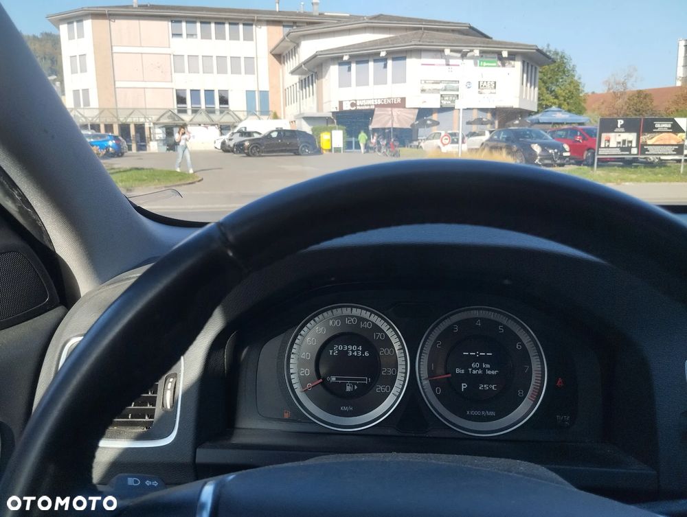 Volvo V60 - 40