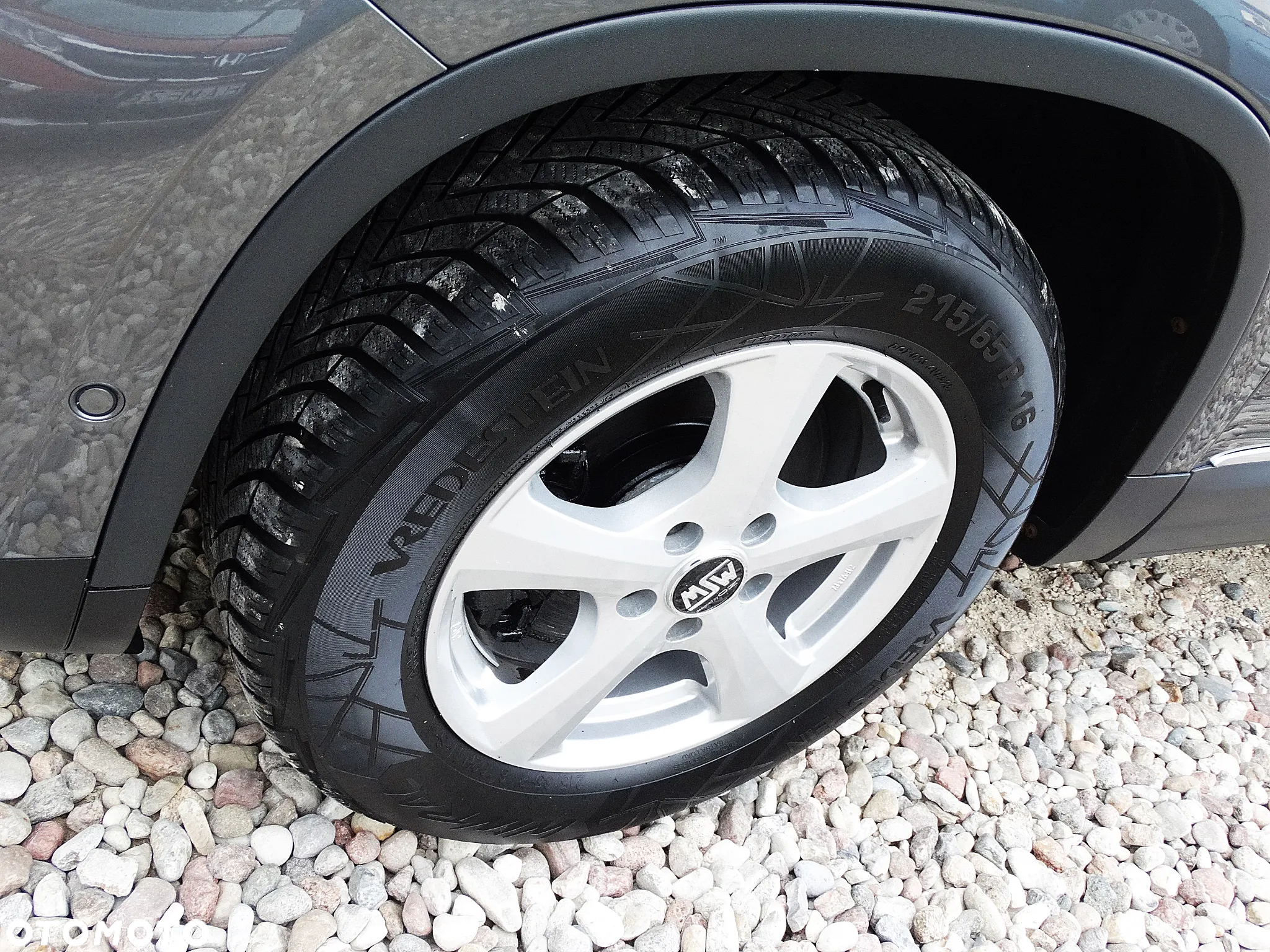 Volkswagen Tiguan 2.0 TDI DPF BlueMotion Technology Exclusive - 37