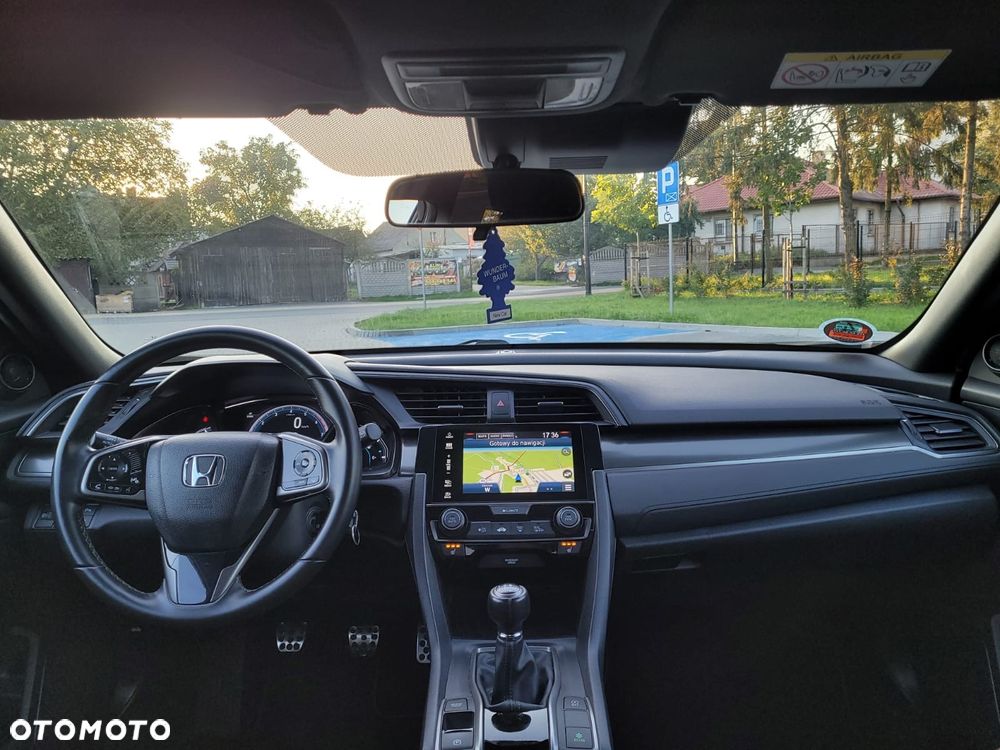 Honda Civic 1.0 i-VTEC Turbo Executive Premium - 9