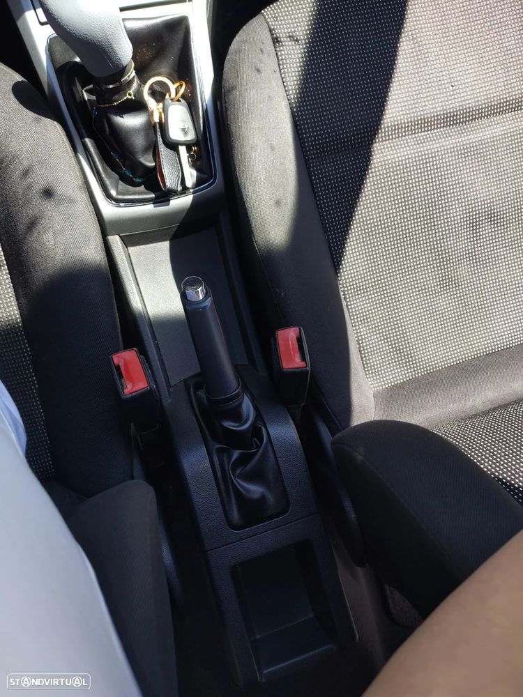 Opel Astra GTC 1.3 CDTI - 23