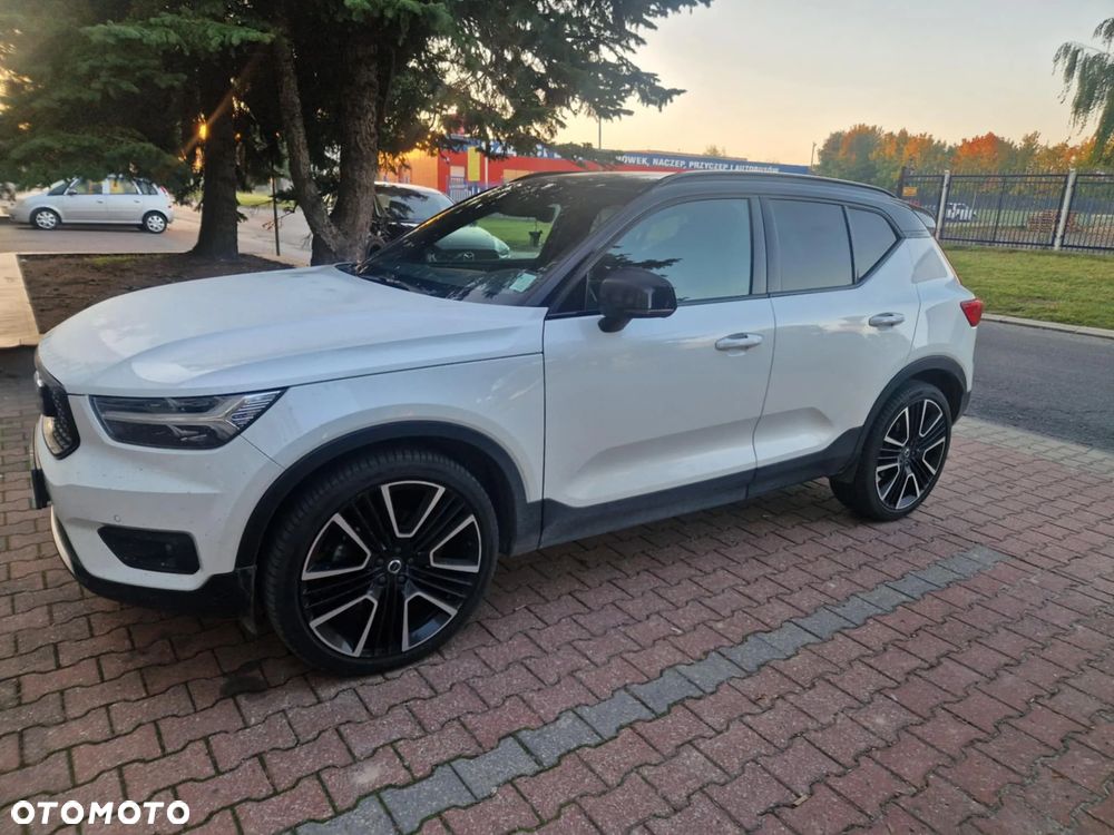 Volvo XC 40 D4 AWD R-Design - 14
