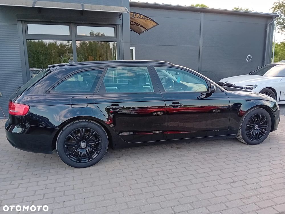 Audi A4 Avant 2.0 TDI DPF S line Sportpaket - 29