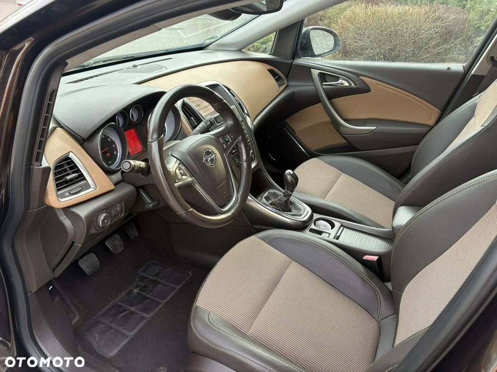 Opel Astra - 10