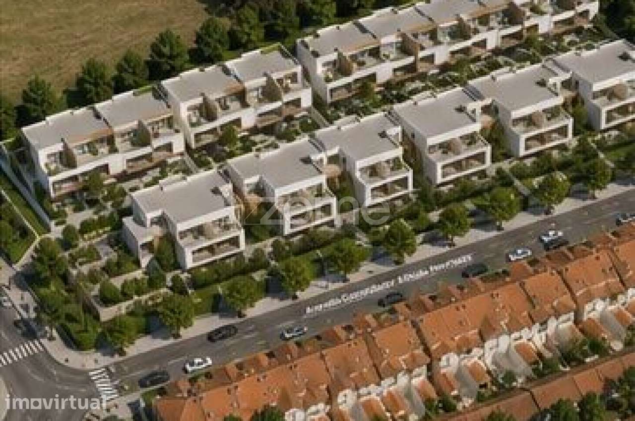 Terreno Urbano no centro de Santa Maria da Feira - Grande imagem: 2/23