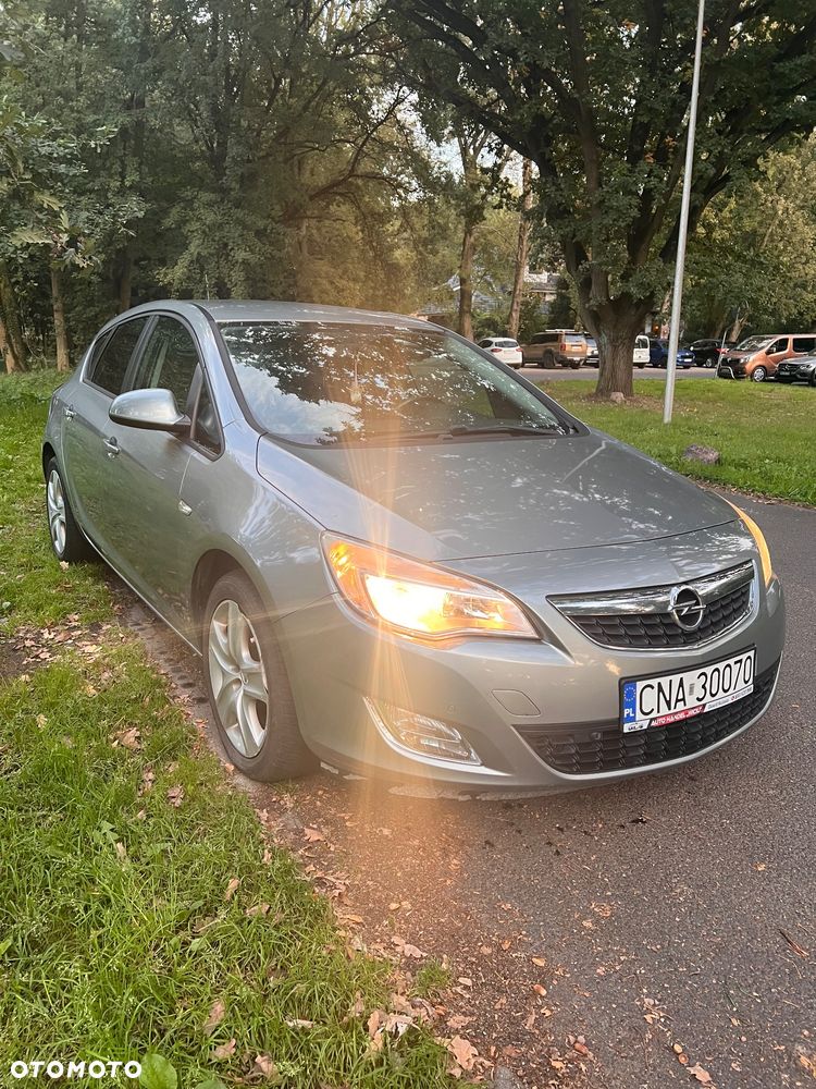 Opel Astra 1.4 Essentia - 2