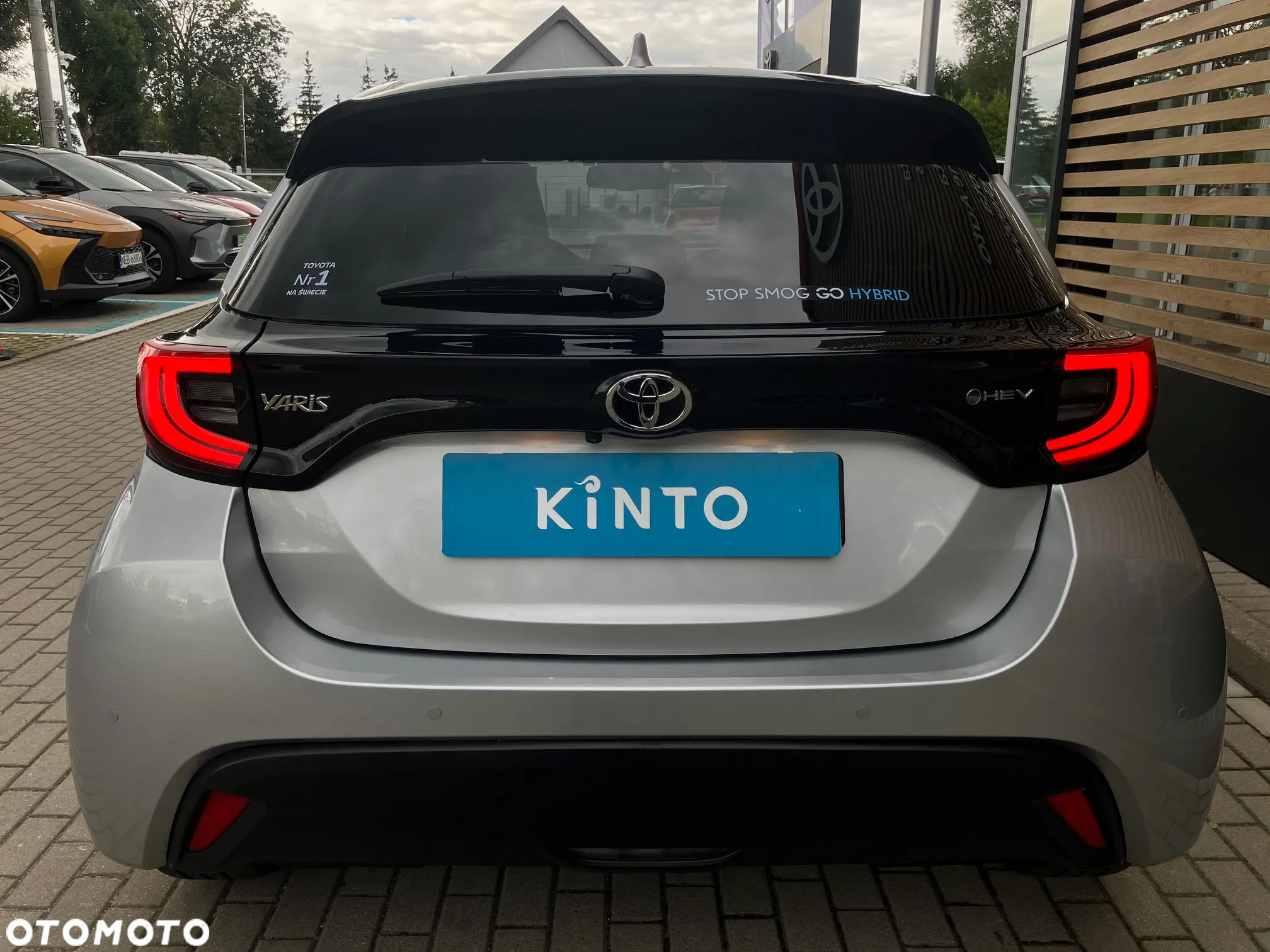 Toyota Yaris Hybrid 1.5 Style - 6