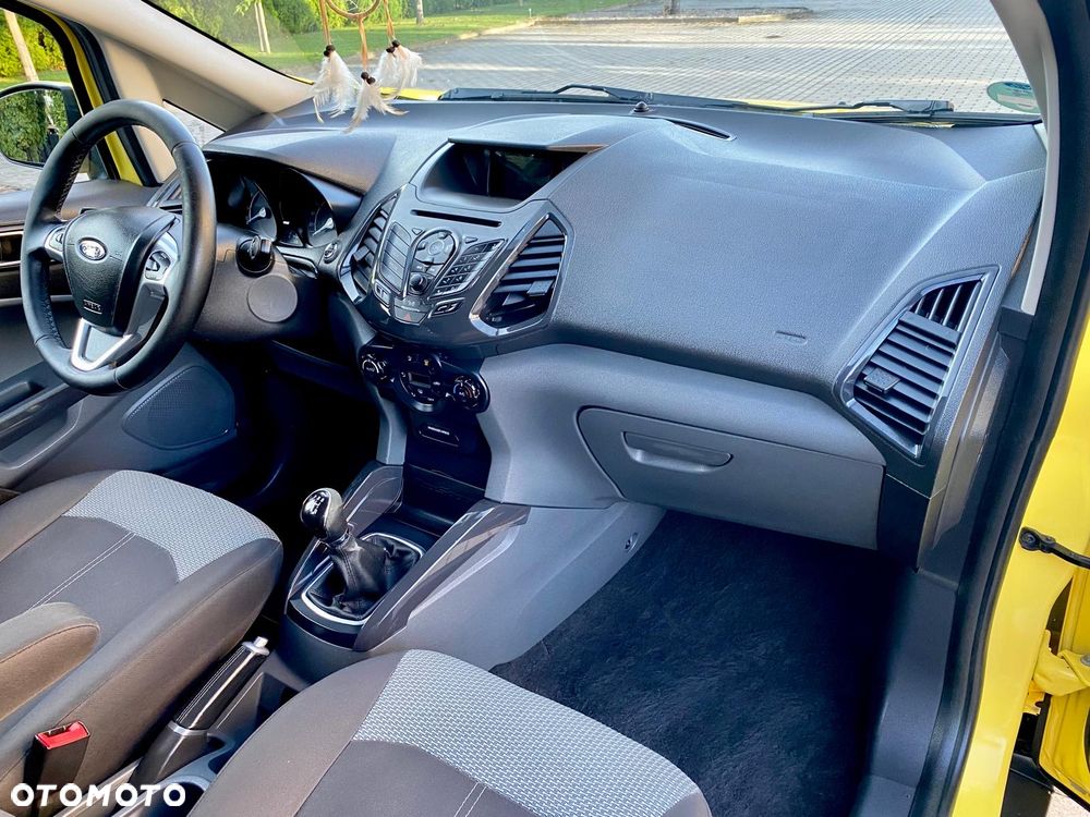Ford EcoSport 1.5 Ti-VCT TITANIUM - 24