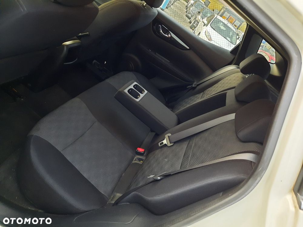 Nissan Qashqai 1.5 dCi Tekna - 19
